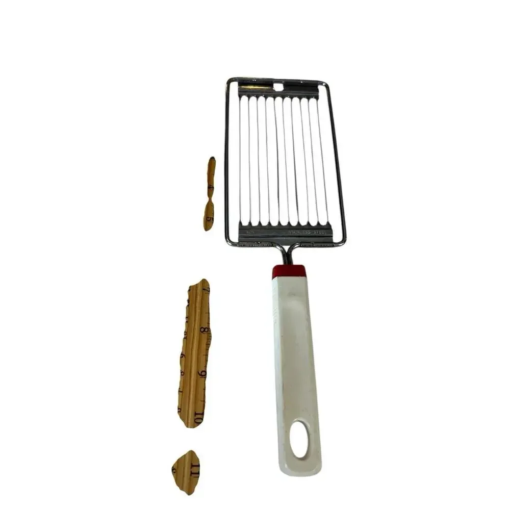 1970s INOX Stainless Steel Crinkle Cutter Slicer Vintage Kitchen Gadget Tool‎
